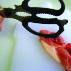 Kitchen scissors with jagged edges -Canary